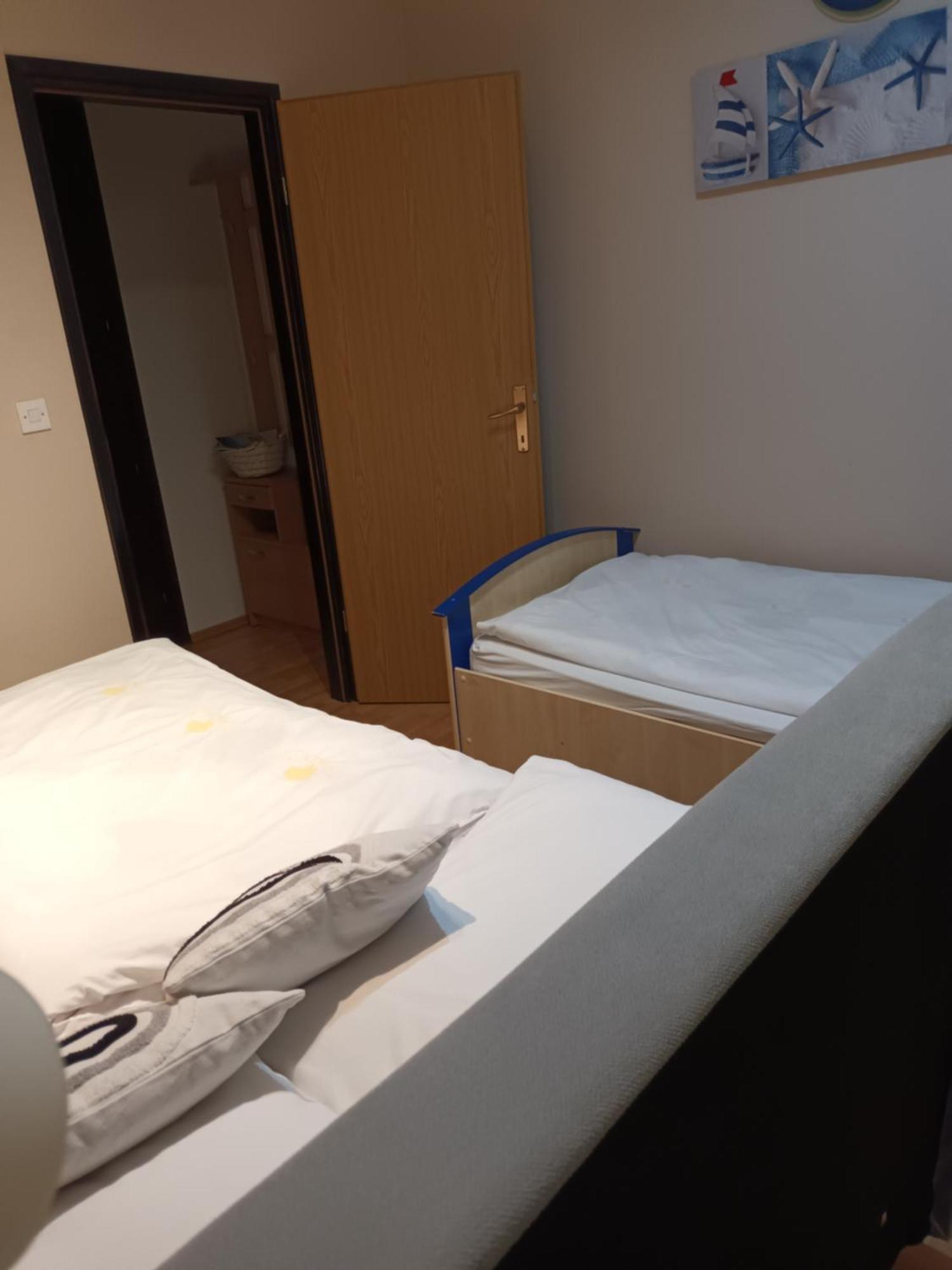Studio Apartman Salopek โอกูลิน ภายนอก รูปภาพ